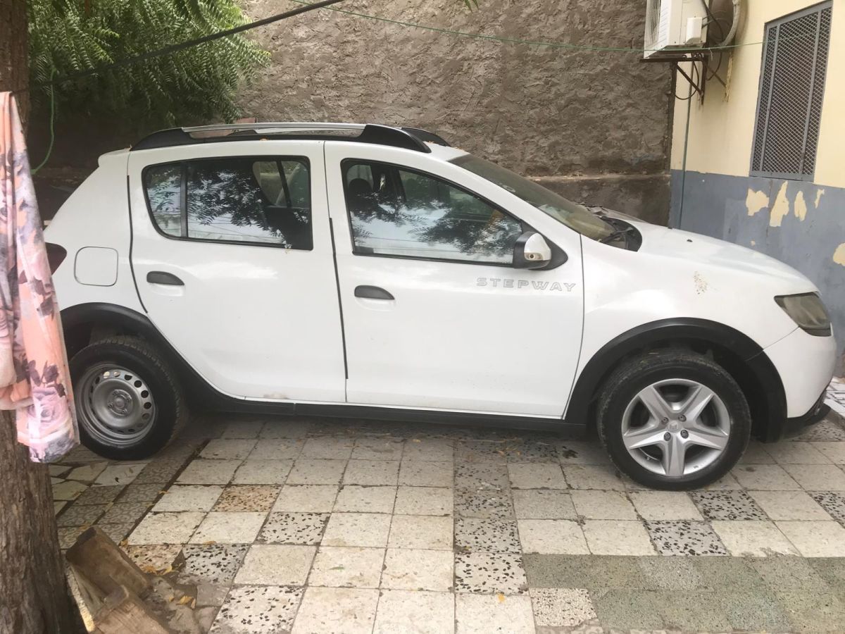 Renault 2016 en excellent état, 52000 km, boîte manuelle