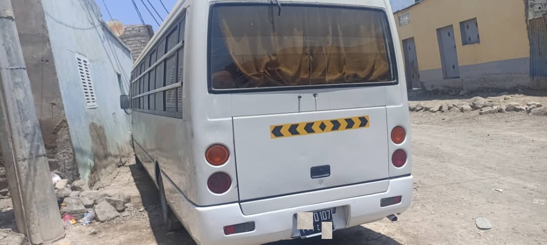 Bus Mitsubishi Rosa 35 places, neuf