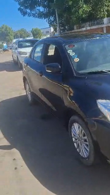 Suzuki Dzire 2018 essence automatique en excellent état