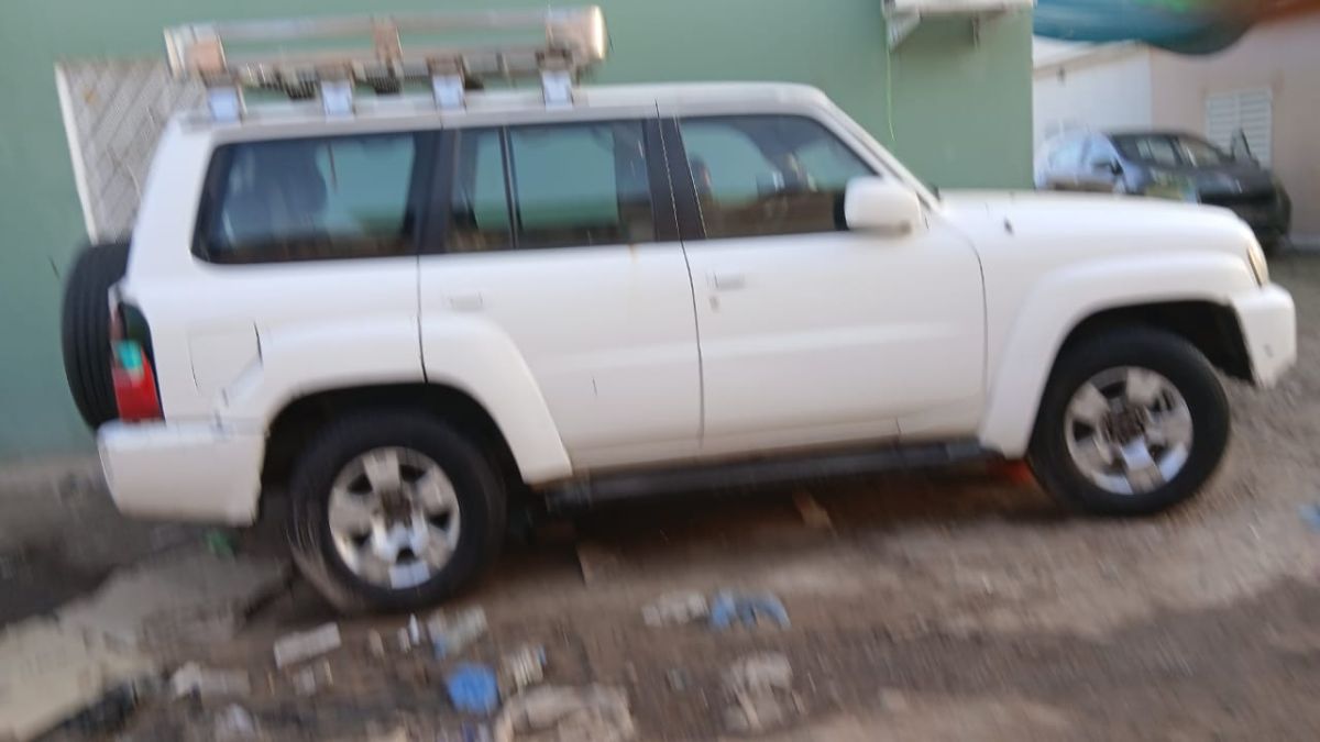 Nissan, parfait état, 290 000 km