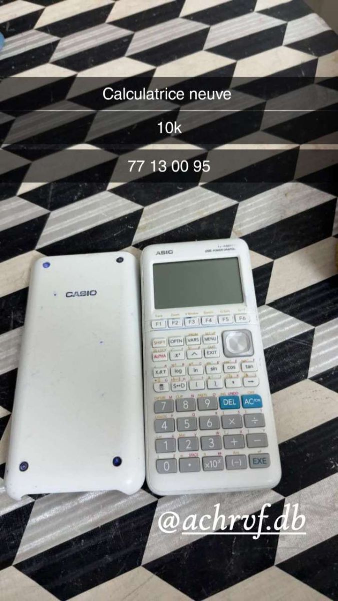 Calculatrice en parfait état à petit prix