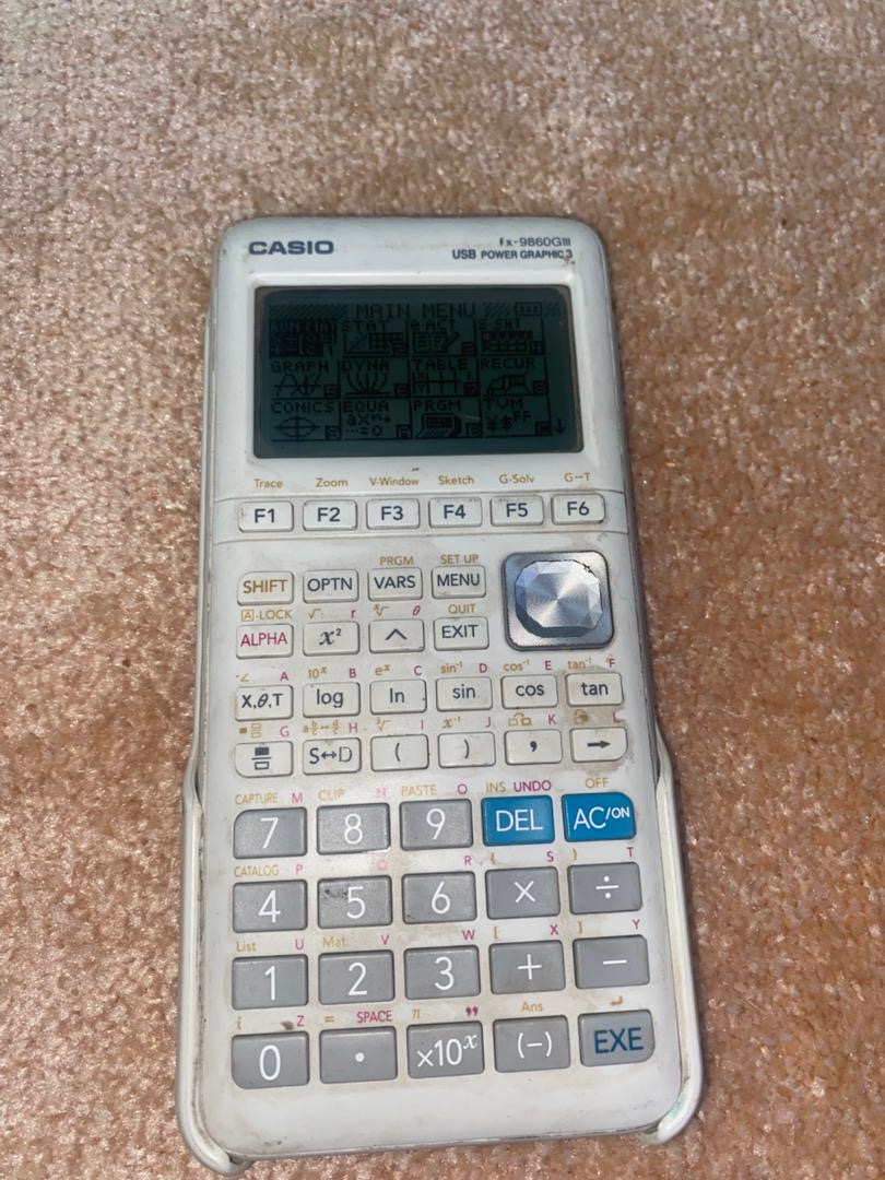 Calculatrice graphique en bon état à vendre