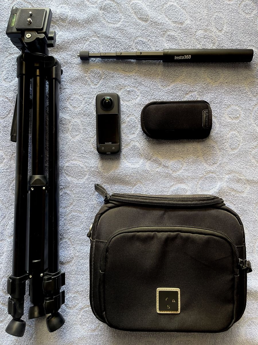 Caméra Insta360 X3 avec accessoires, 5,7K, étanche