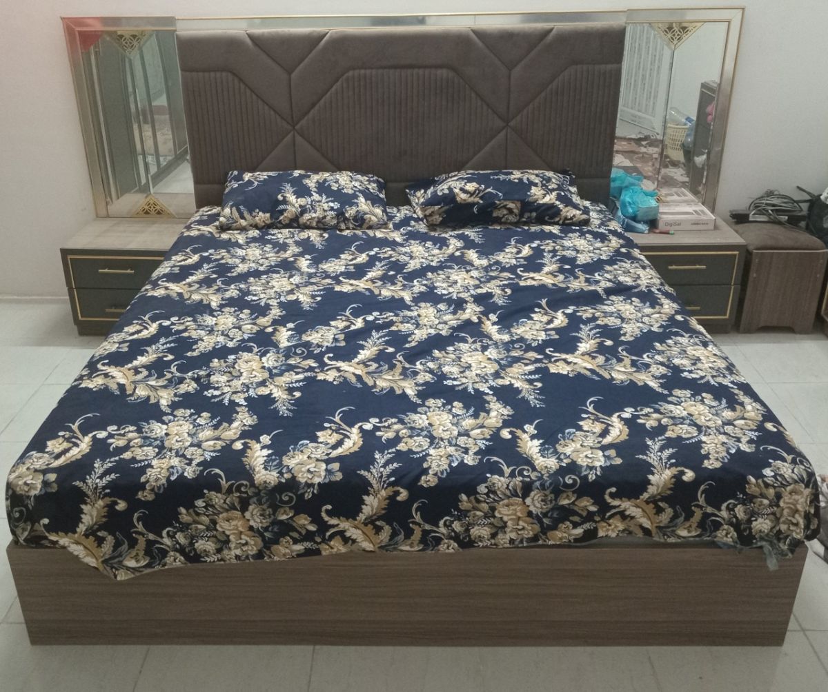 Chambre à coucher complète, comme neuf, à vendre