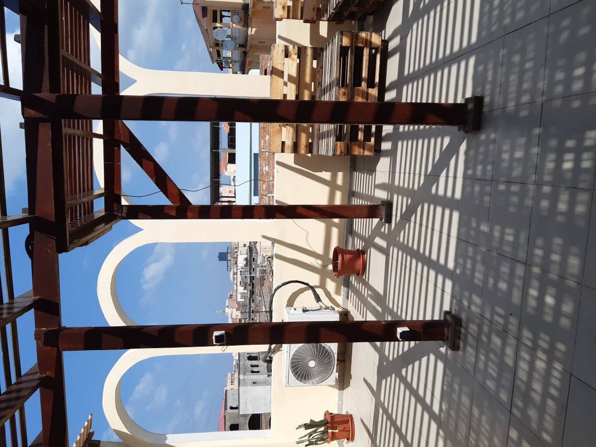 Coquet studio entièrement meublé à salines nord