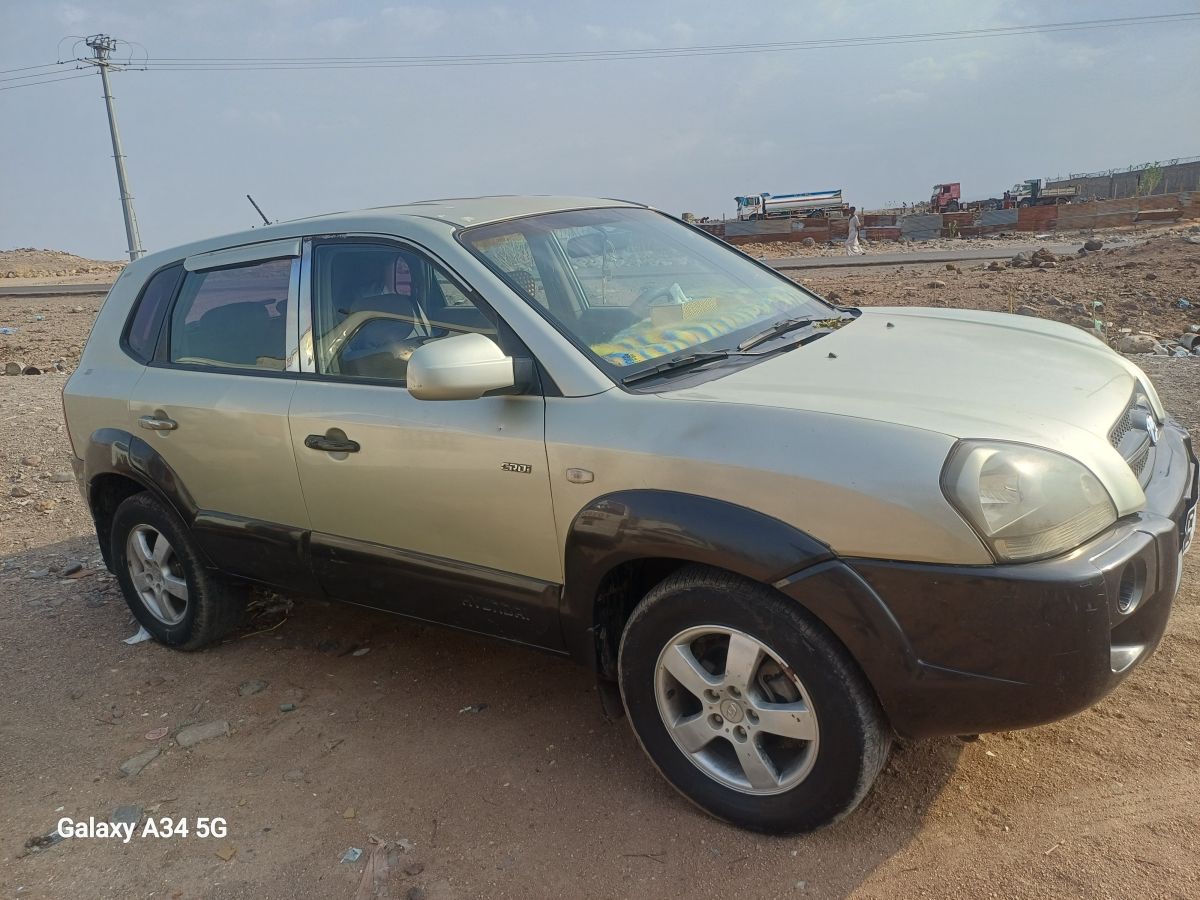 Hyundai Tucson 2006, automatique, clim froid, bon état général