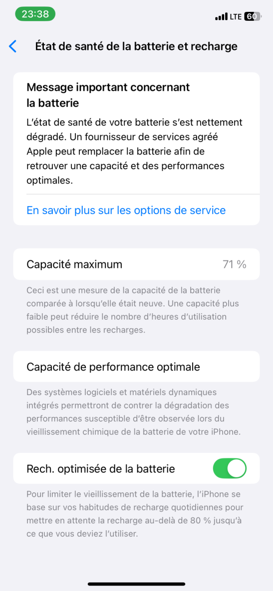 iPhone 11 Noir 128 Go, très bon état, chargeur inclus
