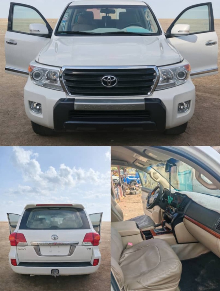 Toyota Land Cruiser V8 GXR