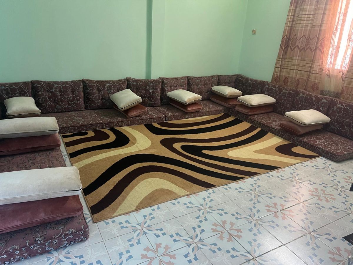 Salon neuf et confortable à vendre