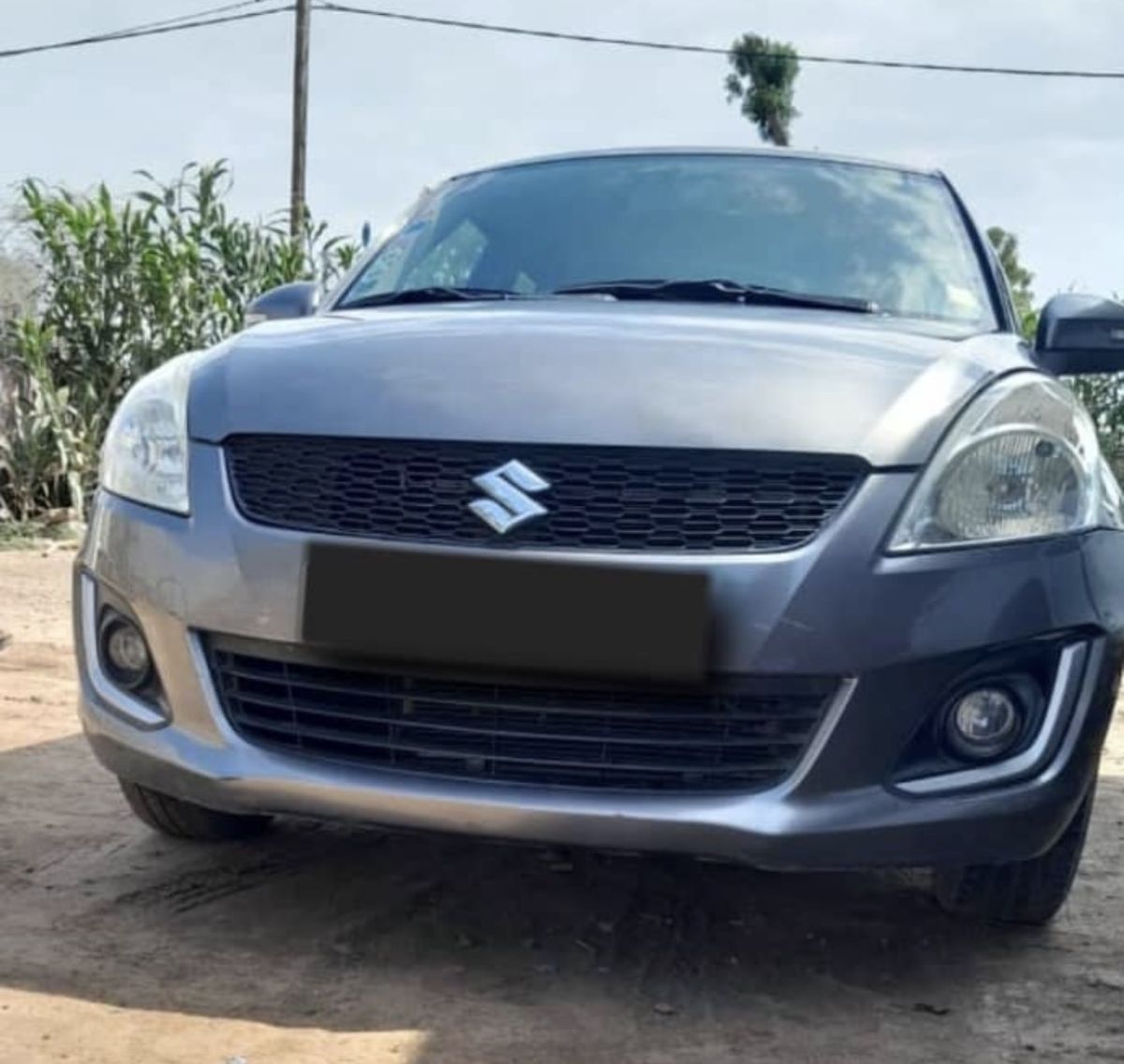 Suzuki Swift essence 1.0, automatique, luxueuse et spacieuse