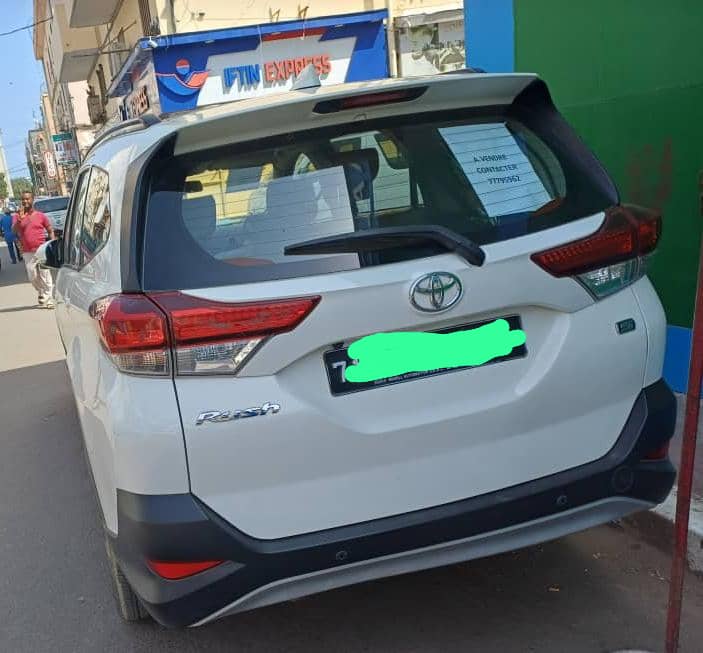 Toyota Rush 2021, automatique, Full Option, excellent état