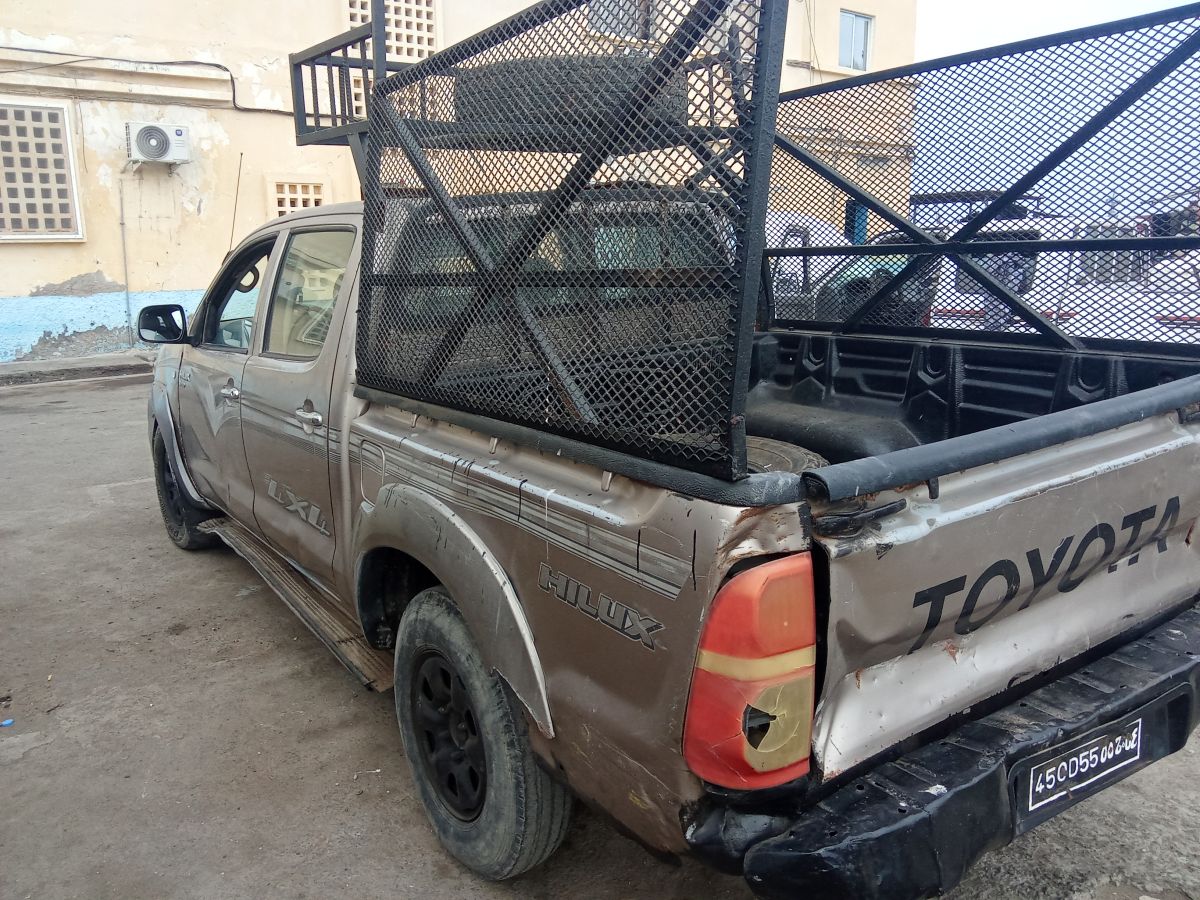 Toyota Hilux 2012, excellent état