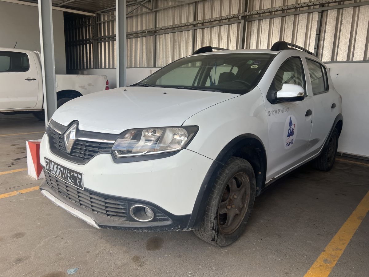 Renault Sandero, 80.000 km, Clim ok, Bon état