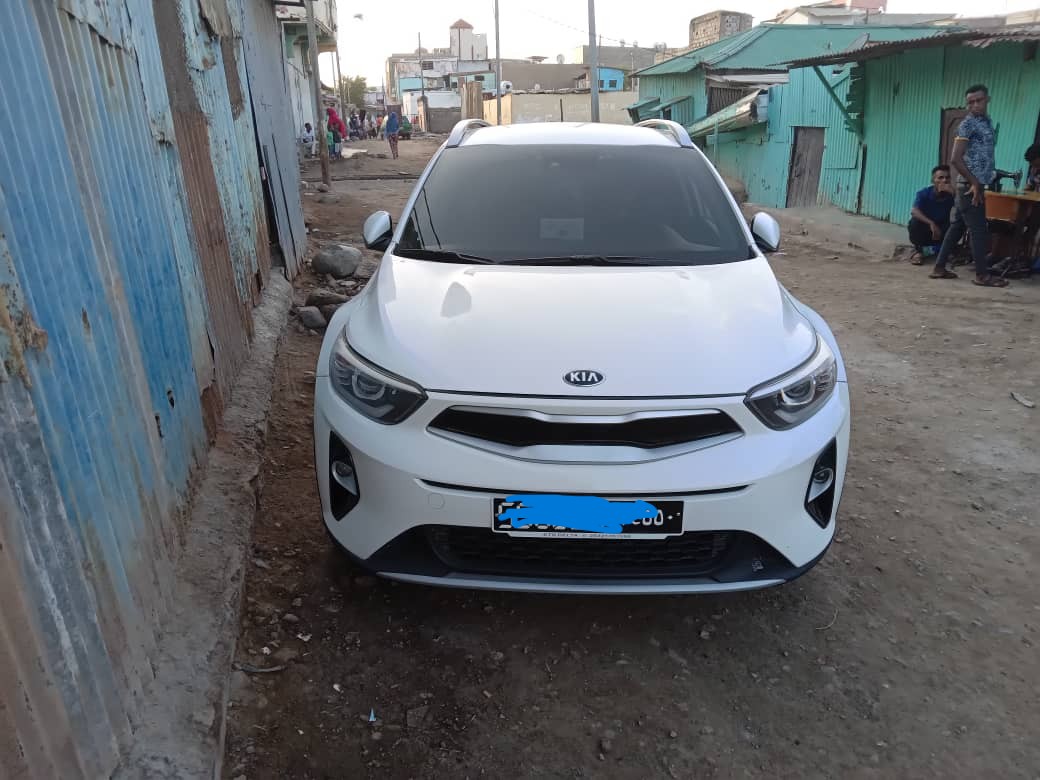 KIA Tonic 2017, diesel, automatique, clim, GPS, caméra, excellent état