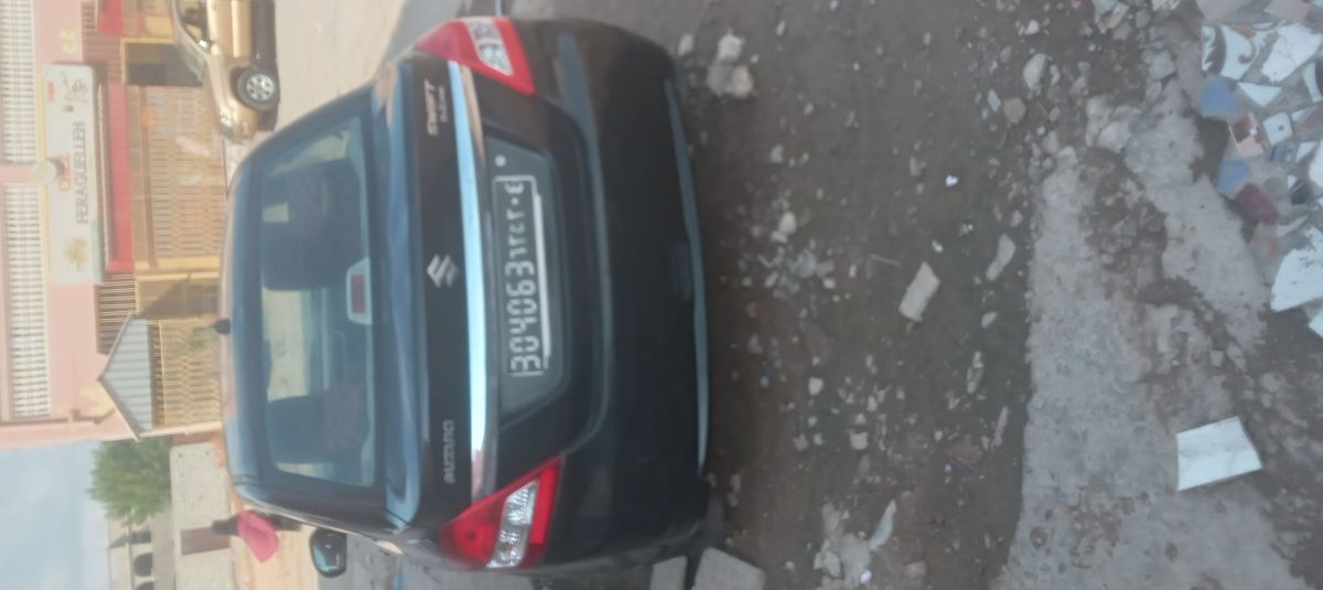 Suzuki Swift Dzire 2014 en bon état à prix réduit