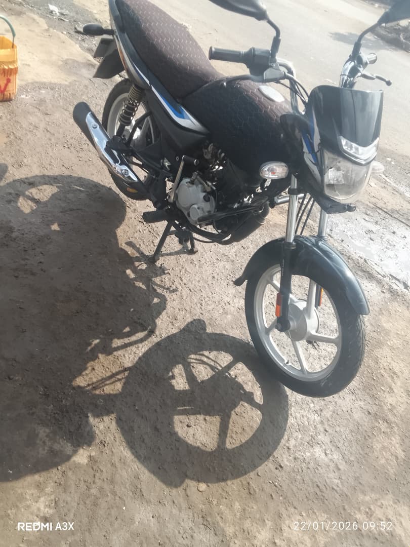 Moto Platina neuve à vendre