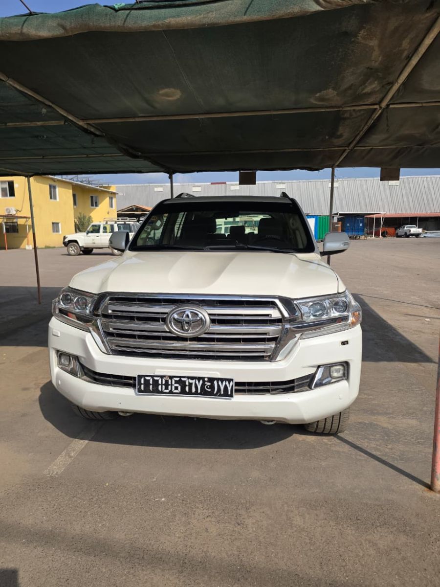 Toyota Prado 62164 km, boîte auto, bien entretenu