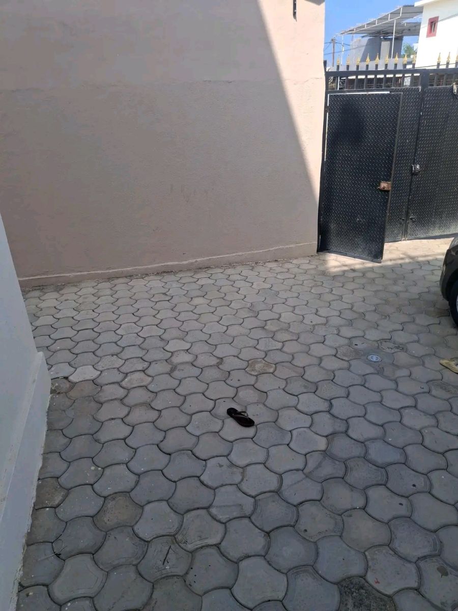 Villa jumellée et spacieuse F7 avec terrasse à Gachamaleh avec 4 toilettes