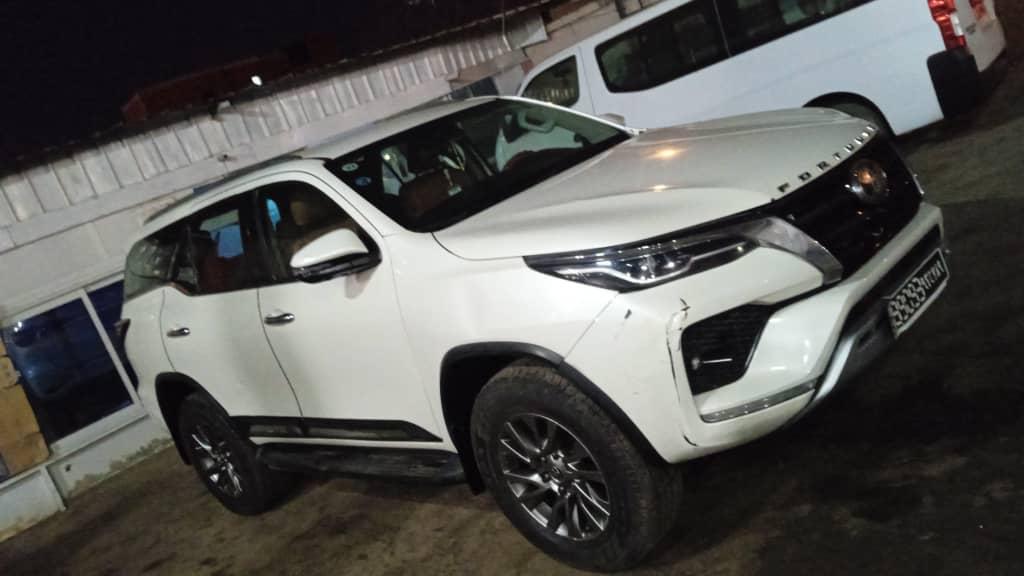 Toyota Fortuner V6 en excellent état, robuste et puissant