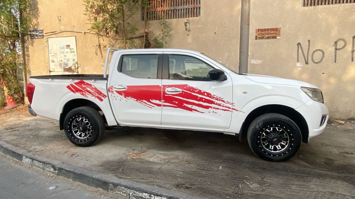 Nissan Navara 2018, diesel, climatiseur automatique, caméra arrière, sièges en cuir