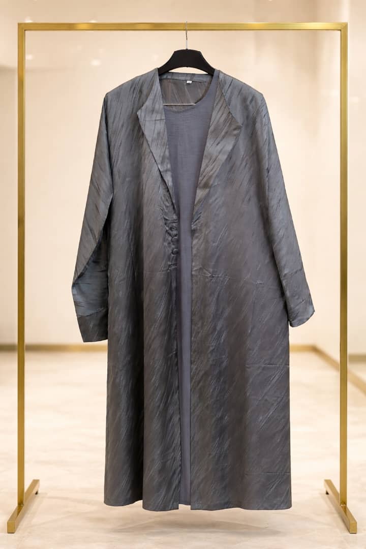 Abaya Dubai chic et élégante édition limitée
