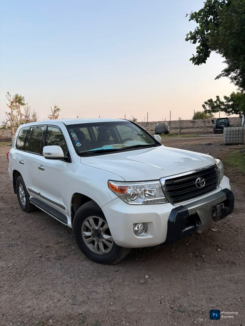 Toyota Land Cruiser V8 2015, diesel, 250 000 km, 4x4, excellent état