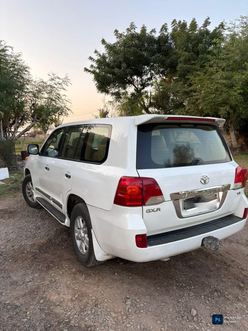 Toyota Land Cruiser V8 2015, diesel, 250 000 km, 4x4, excellent état
