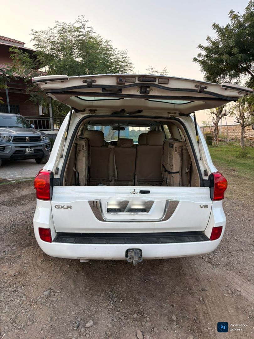 Toyota Land Cruiser V8 2015, diesel, 250 000 km, 4x4, excellent état