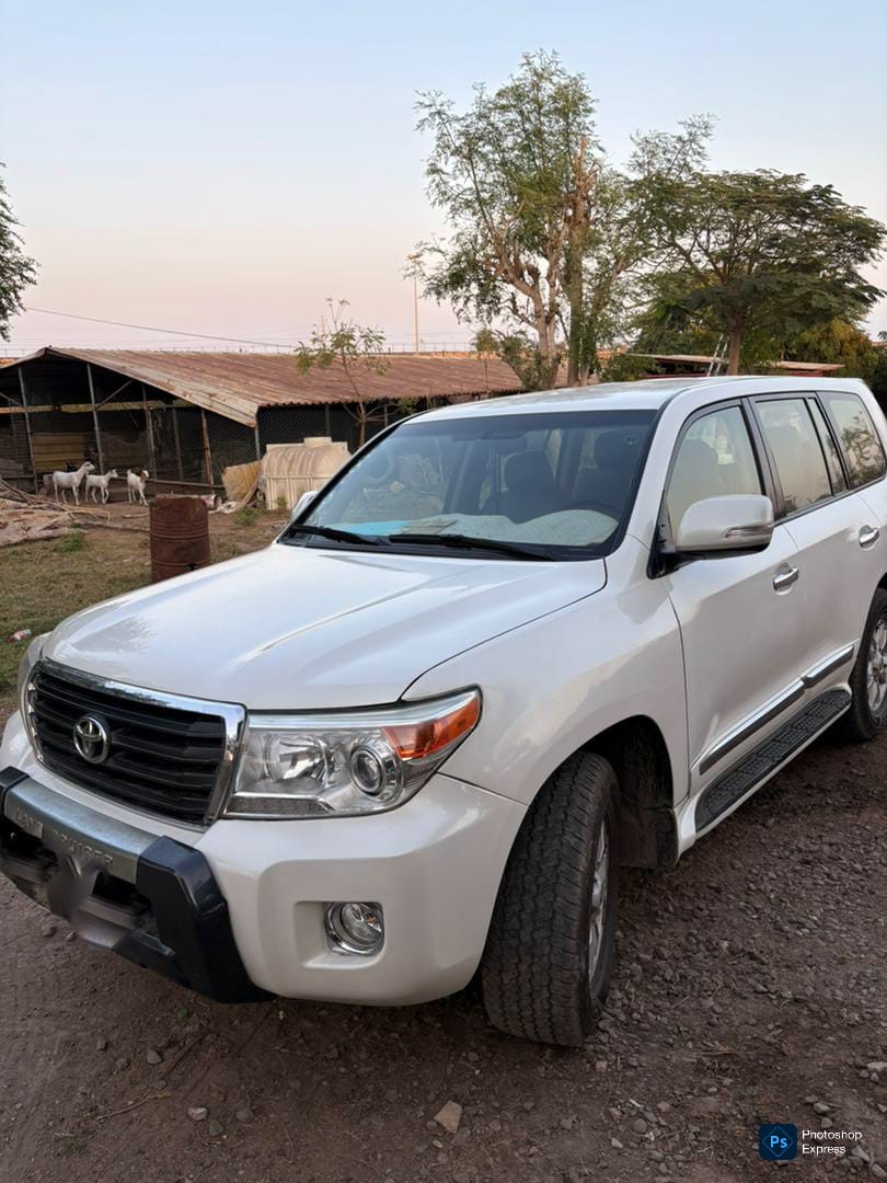 Toyota Land Cruiser V8 2015, diesel, 250 000 km, 4x4, excellent état