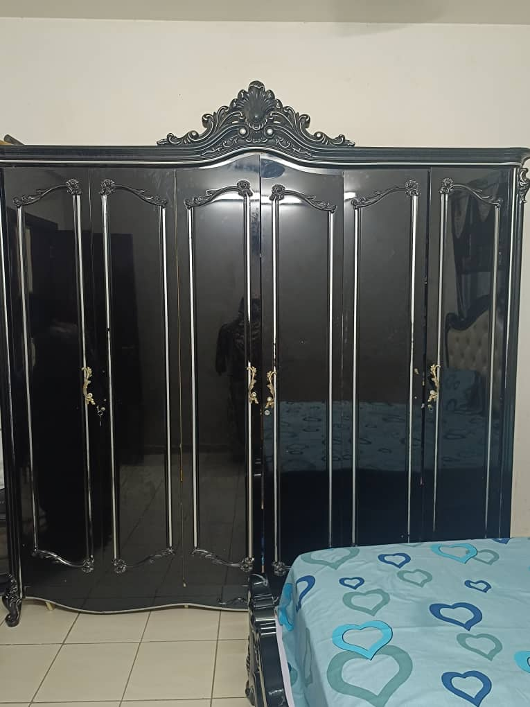 Ensemble salon et chambre à coucher classiques - Bon état général