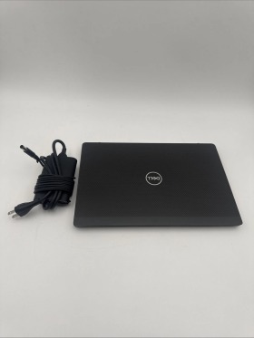 Laptop Dell Latitude core i7 32GB Ram 512 GB SSD de stockage offert avec chargeur