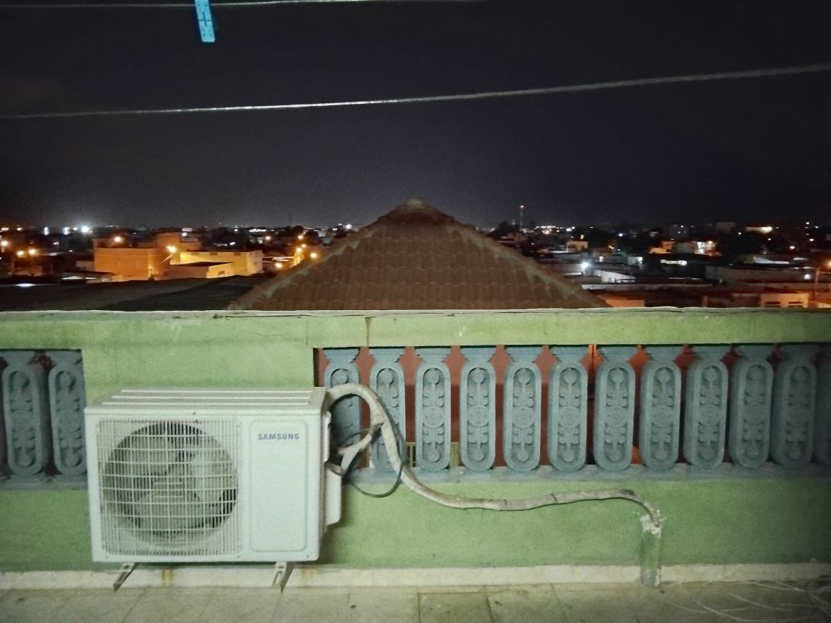 Appartement F2 meublé avec terrasse à Cité Progrès