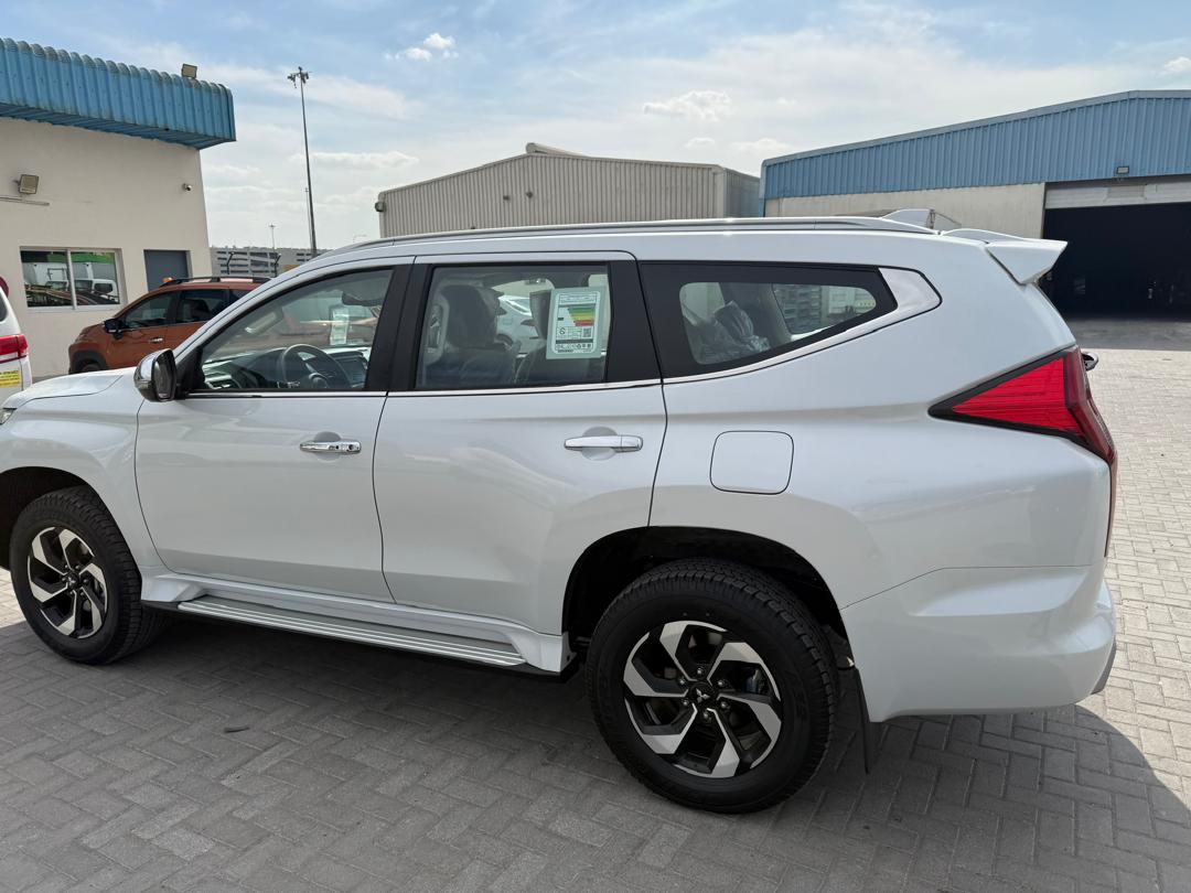 Mitsubishi P-Line03L SUV 4WD, année 2026, comme neuf