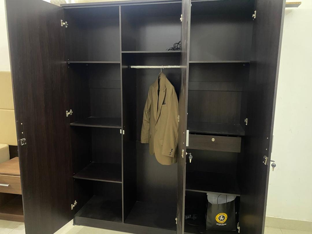 Ensemble de deux chambres en excellent état à vendre