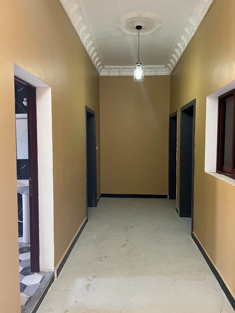 Location immeuble Neuf : 3 Appartements Haut Standing Type F4 à Haramous Sud