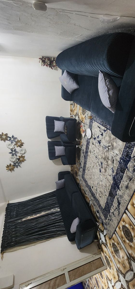 Ensemble de meubles complet, deco, tapis, rideaux etc... en excellent état à vendre