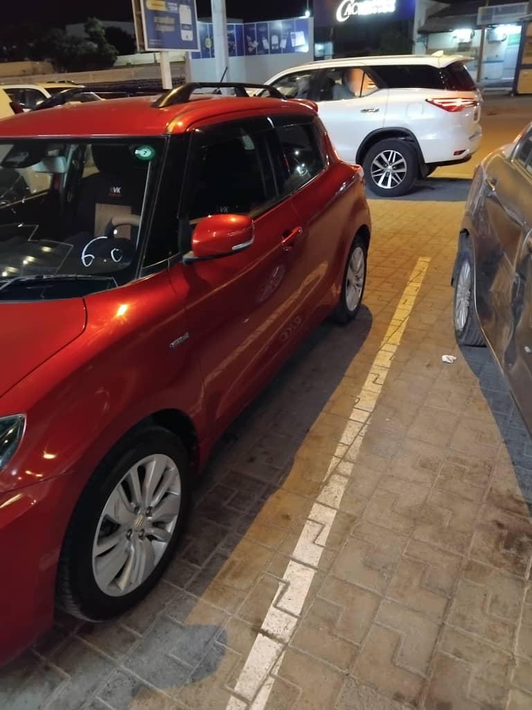 Suzuki Swift 2018 Hybrid automatique en bon état