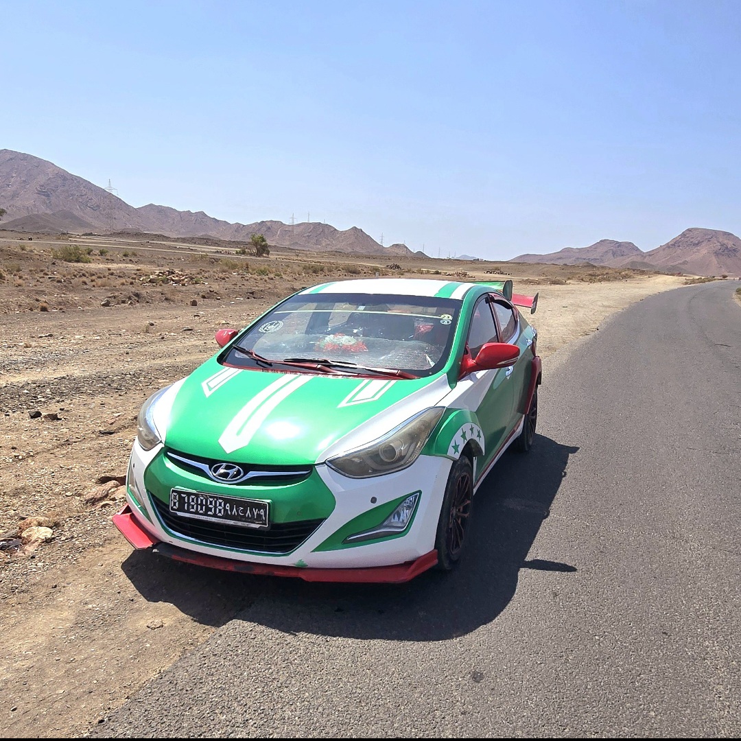 Taxi Hyundai Avante AD 2015, diesel, climatisation, excellent état