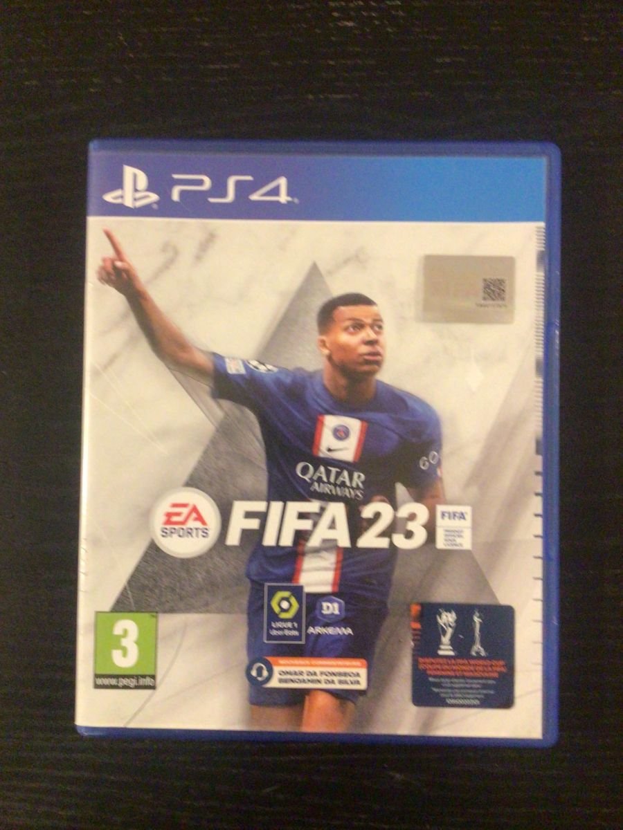 PS4 FIFA 23 - Jeu de football pour console