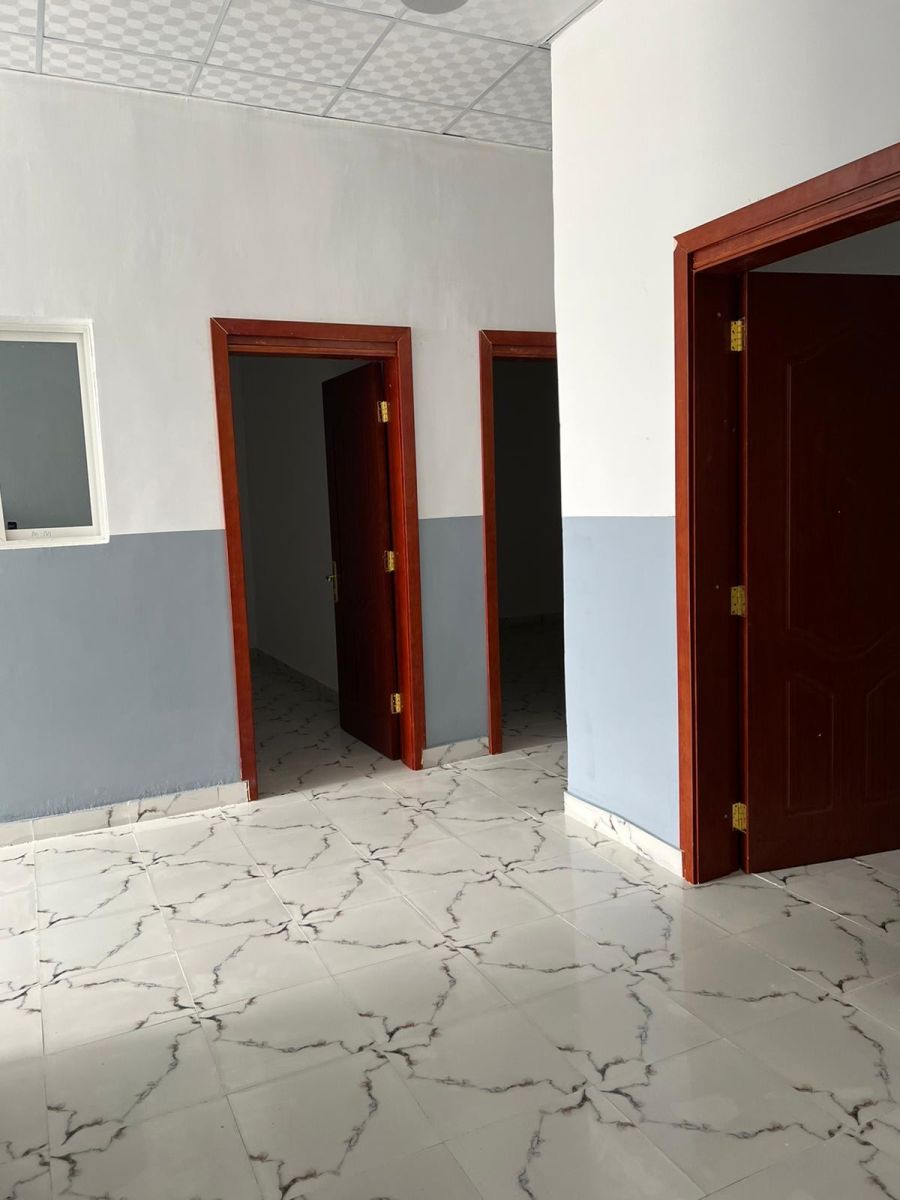 Appartement 3 chambres à louer, Q7, proche commerces et transports