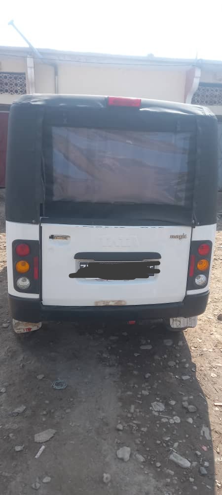 Bajaj D106 en excellent état avec assurance et décoration