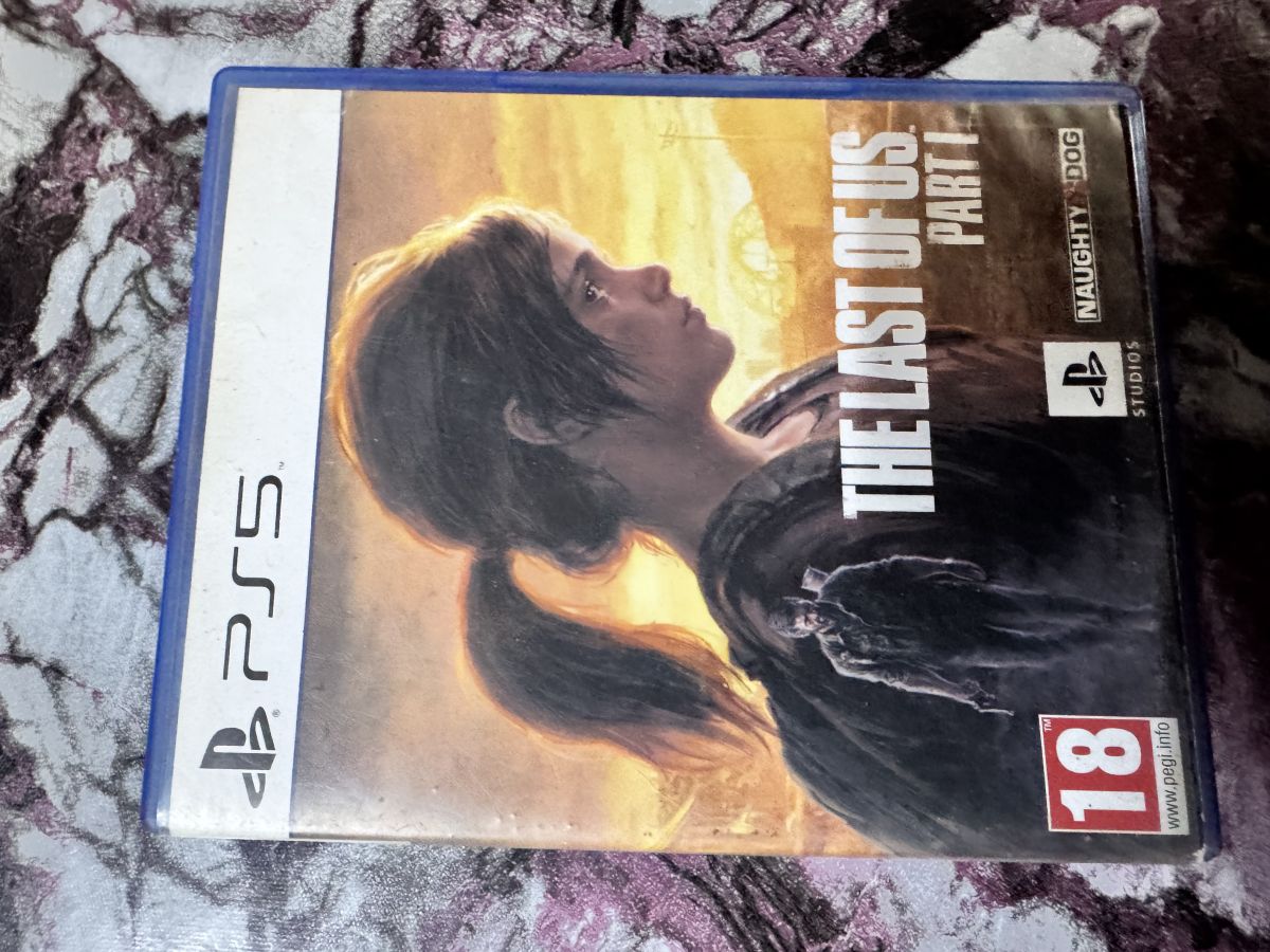 Jeux vidéo PS5 - The Last of Us® Part 1 - Comme neuf