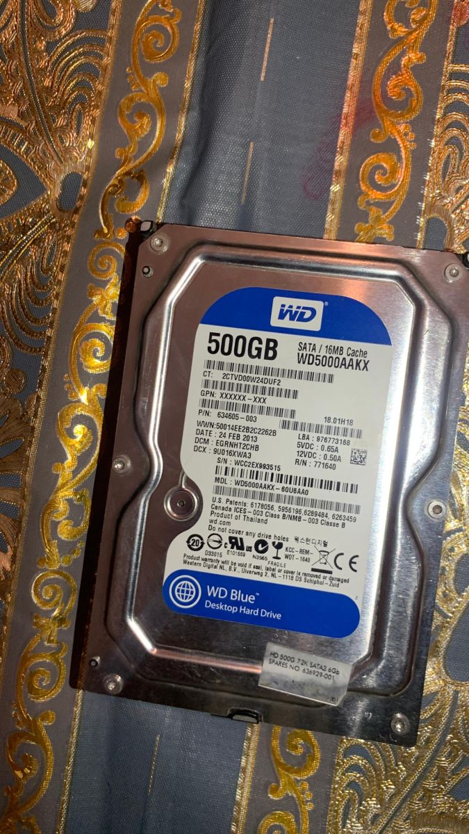 Disque dur interne 500GB - Marque WD Blue - SATA - 7200 RPM - Bon état