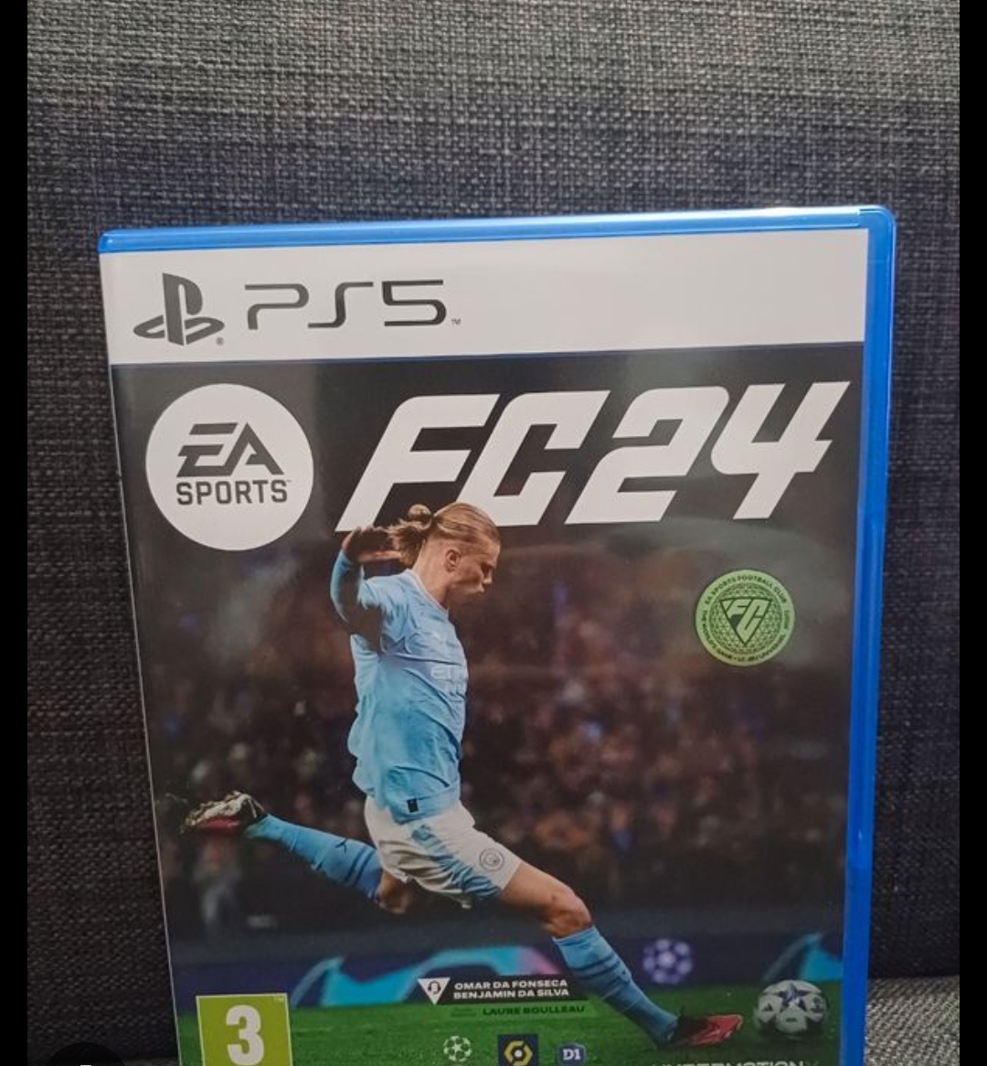 PS5 FC 24 - Expérience Next-Gen en excellent état!