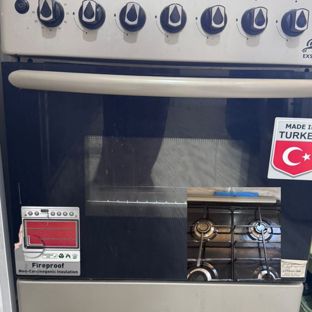 Gaziniere à 4 plaques avec four disponible à la vente