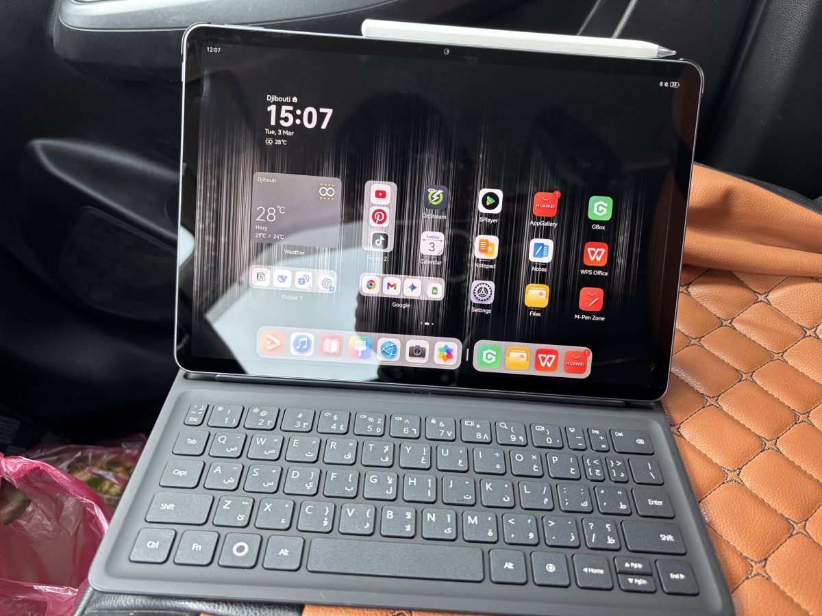 Huawei MatePad 11.5 2025 avec clavier et stylet, chargeur 40W inclus