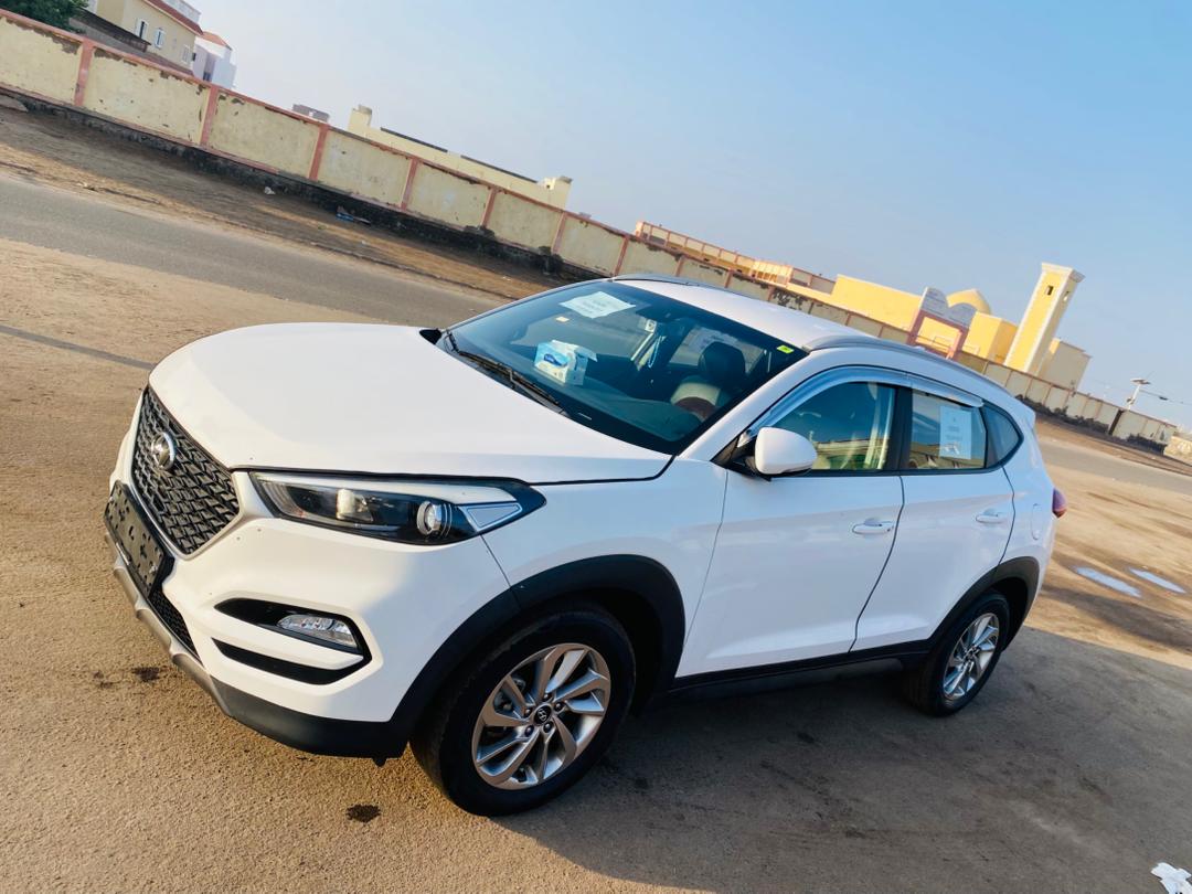 Hyundai Tucson 2017, 1.7 Diesel, automatique, blanc, 17 889 km, excellent état