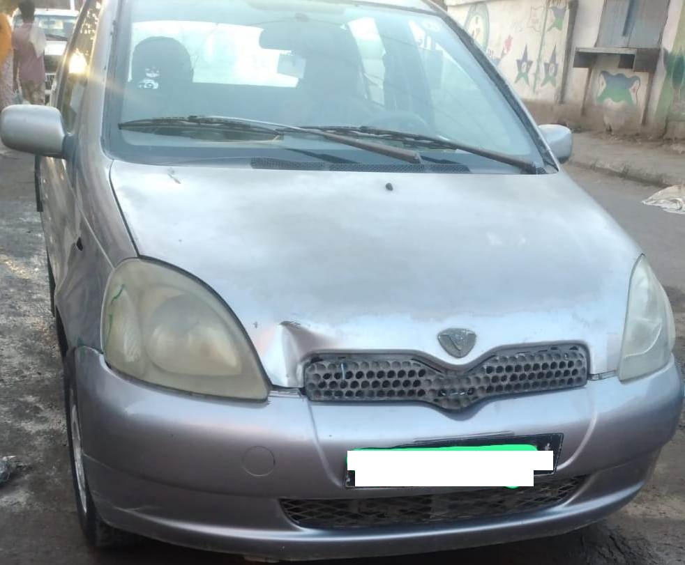 Toyota Vitz en bon état, moteur VVTI, boîte automatique, négociable