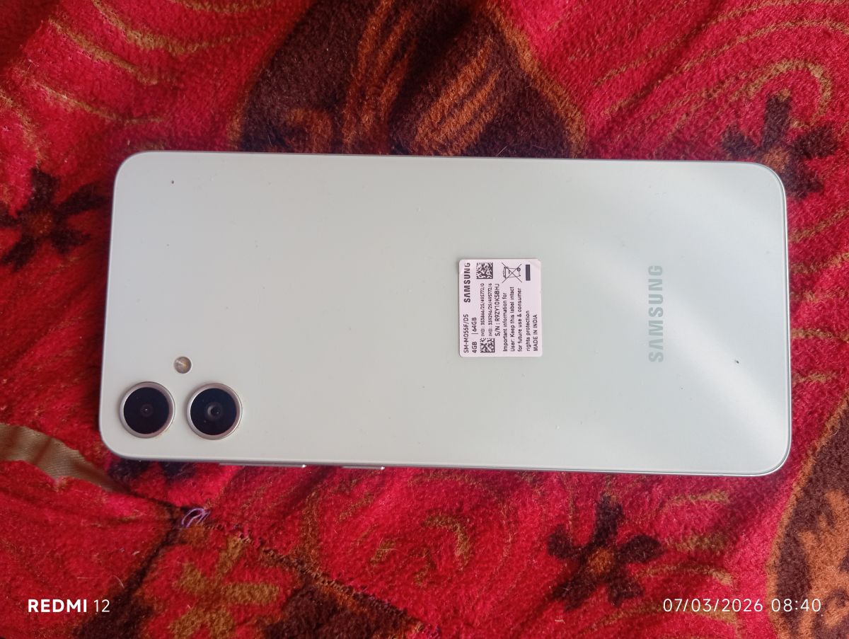 Samsung Galaxy M5, RAM4/64GB, comme neuf