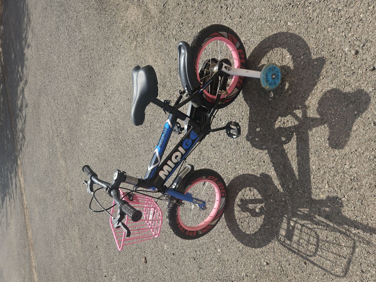 Vélo enfant 14 pouces neuf